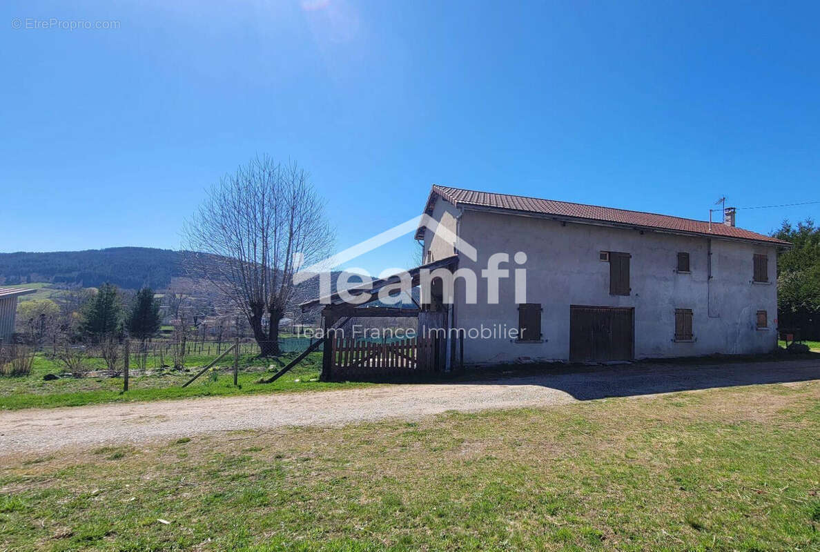 Maison à CHABRELOCHE