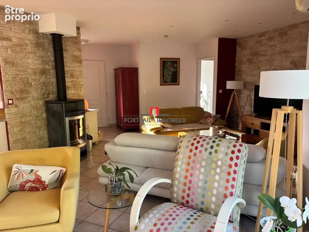 Maison 8 pièces 172 m² à vendre à Saint-Andre-De-Cubzac (33240) - photo 8