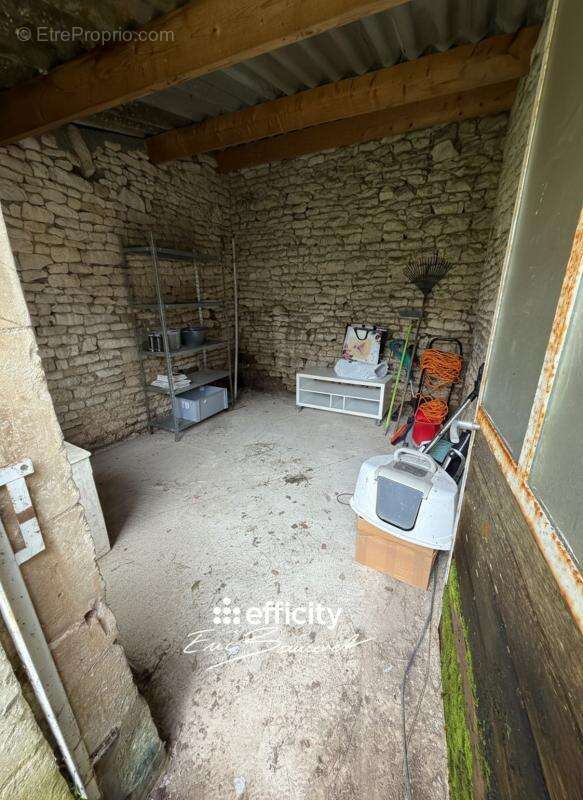 Maison 71 m² à Niort  - photo 18
