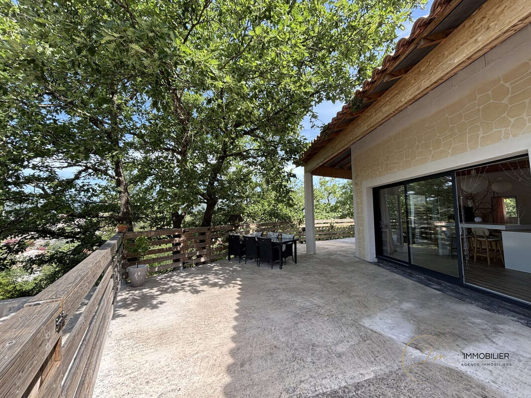 Maison à LAROQUE