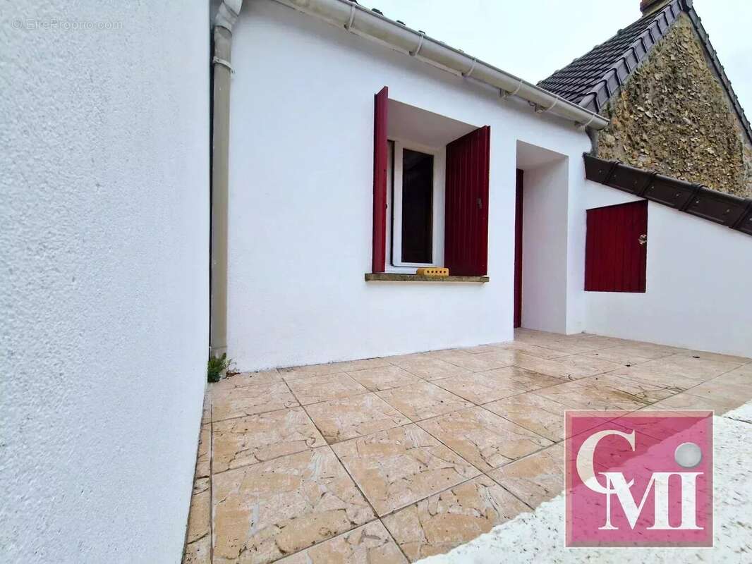 Maison en pierre avec terrasse (2 Chambres) - photo 2