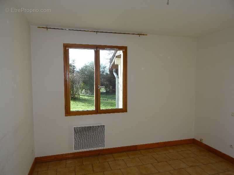 Maison à VERNEUIL-SUR-VIENNE