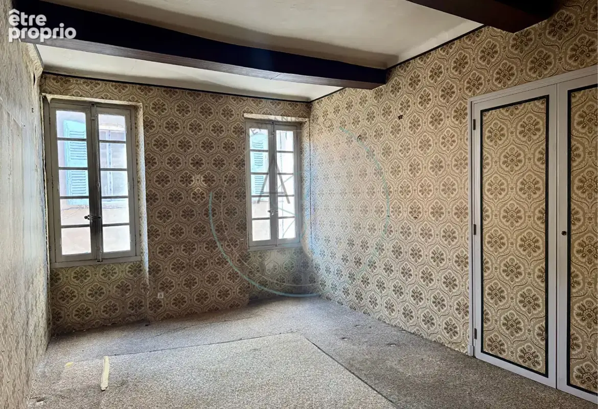 COGOLIN - Maison de village de 136 m² avec garage - Fort potentiel - photo 3