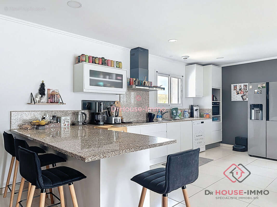 Maison à COULOUNIEIX-CHAMIERS