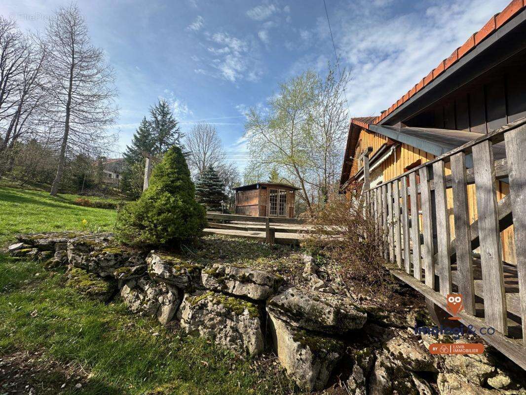 Maison à HAUTERIVE-LA-FRESSE
