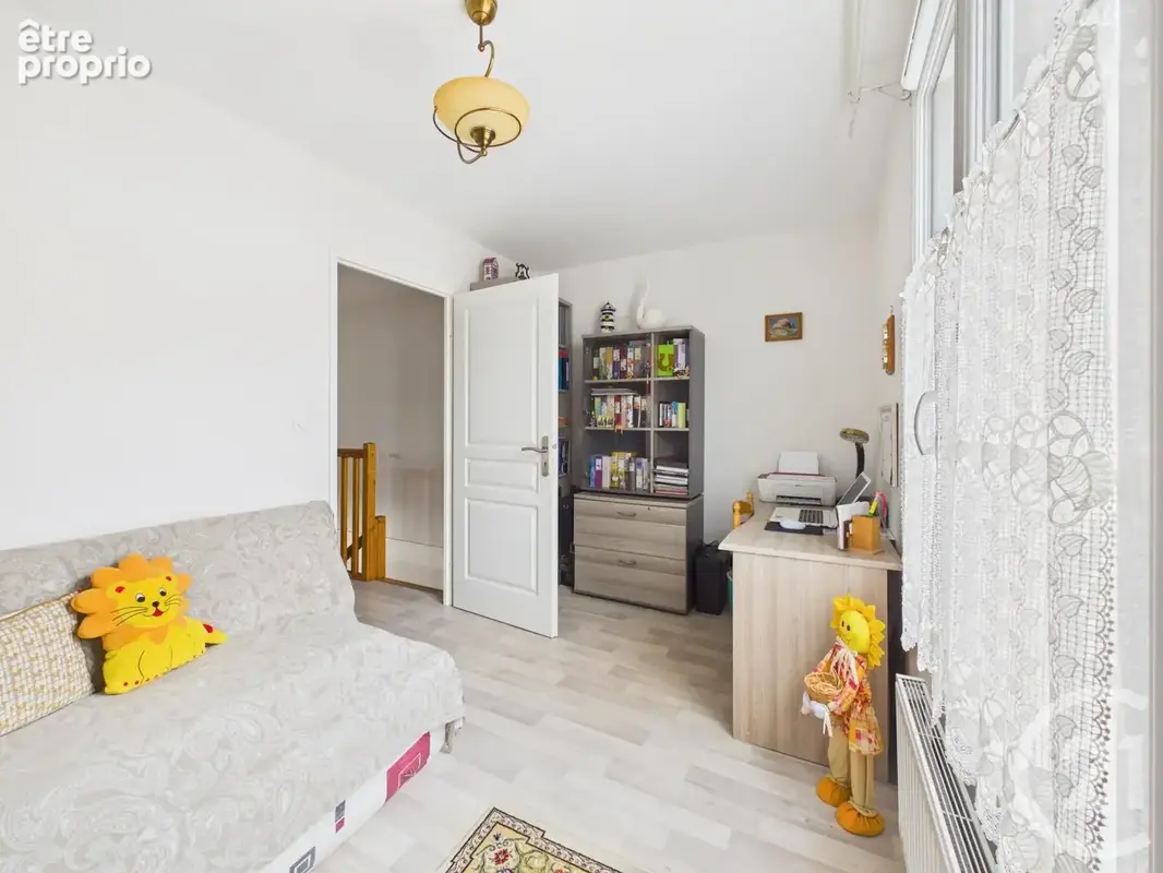 Maison 4 pièces 94 m² à vendre à Chartres (28000) - photo 8