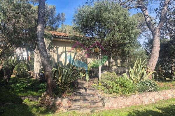 Maison à SAINT-RAPHAEL