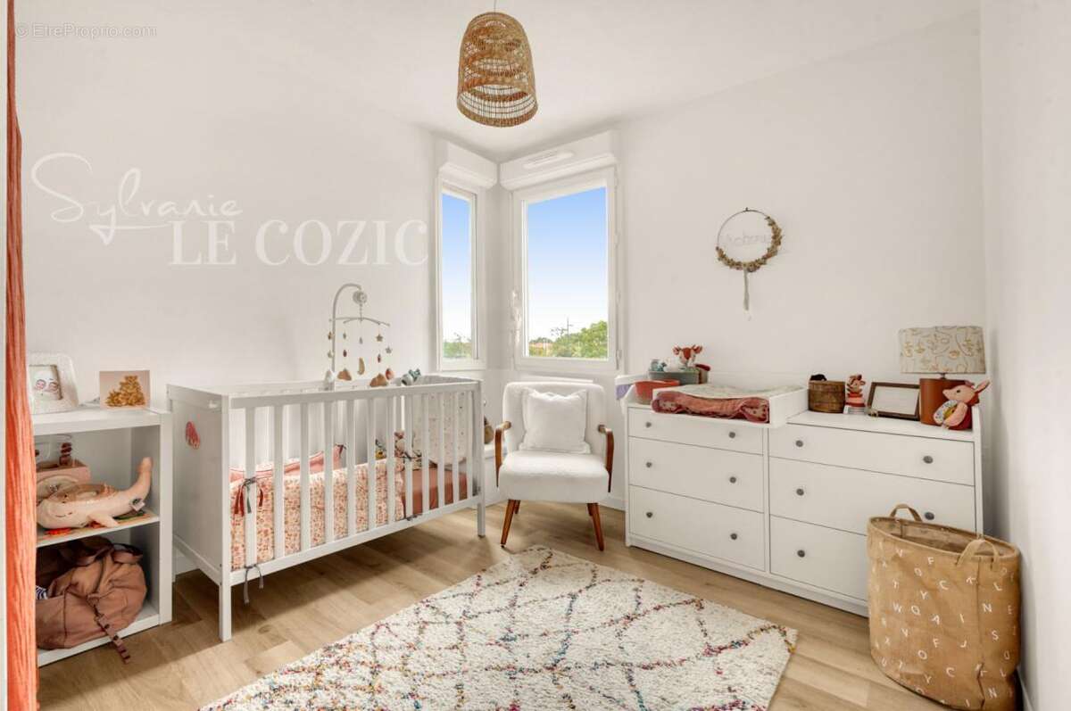 Appartement à LA SALVETAT-SAINT-GILLES