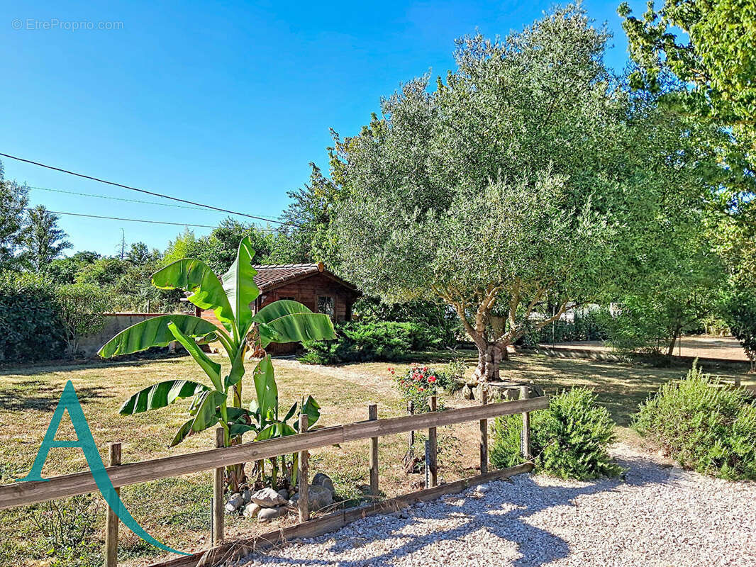 Villa T5 avec piscine sur 1200m² de terrain - photo 18