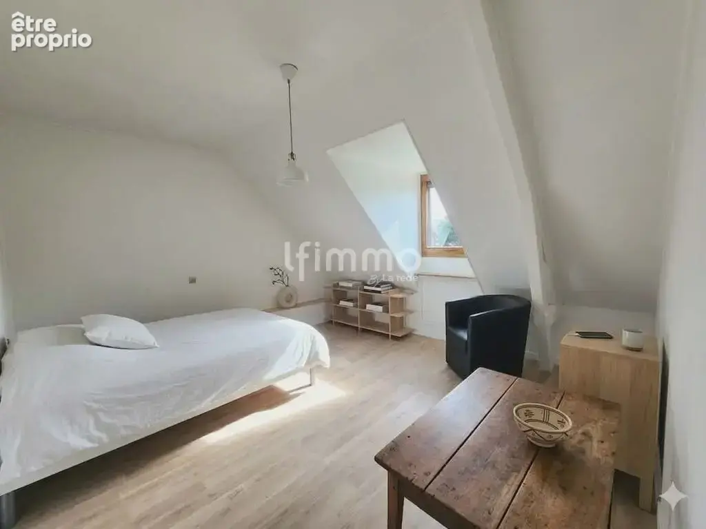 Maison traditionnelle avec étang - photo 8