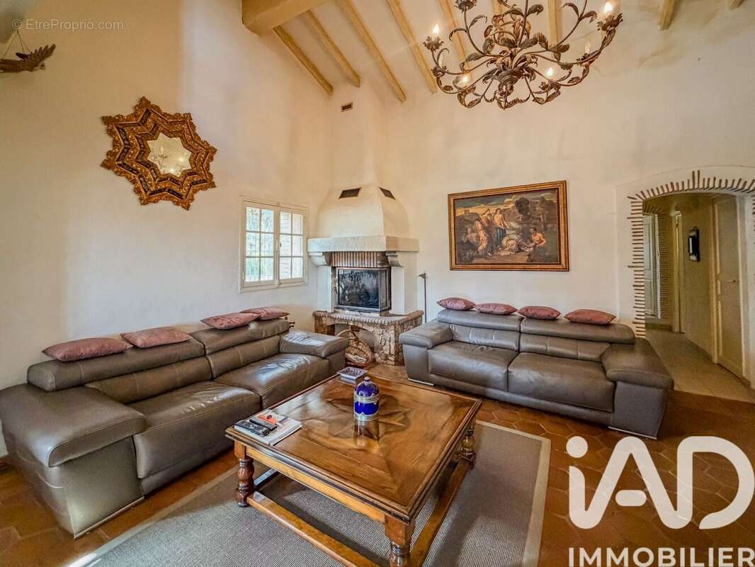 Photo 7 - Maison à ROQUEBRUNE-SUR-ARGENS
