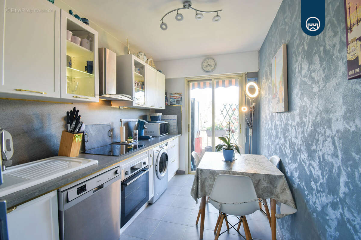 Appartement à LE CANNET