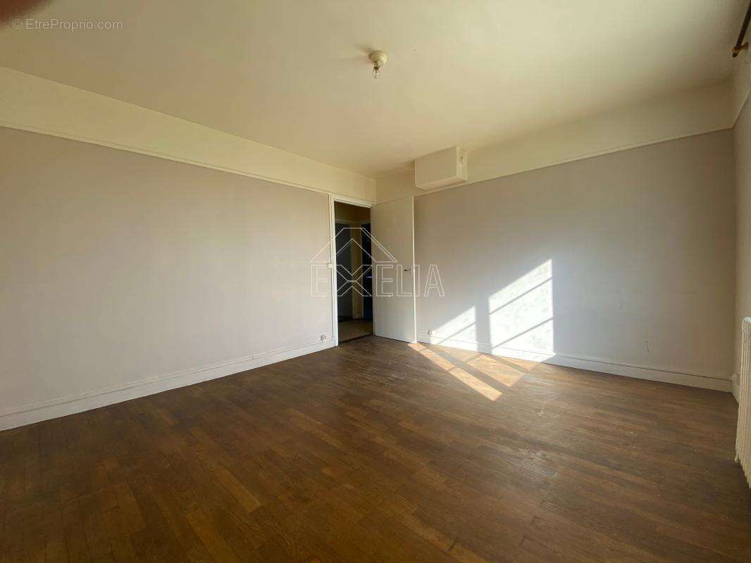 Appartement à MANTES-LA-JOLIE