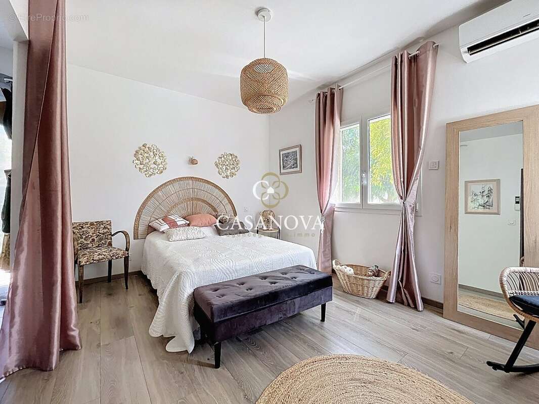 Maison à PEZENAS