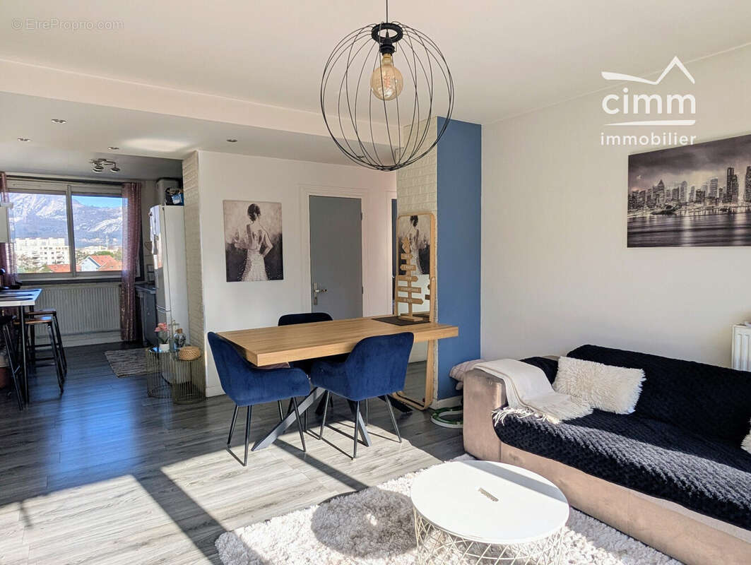 Appartement à SEYSSINET-PARISET