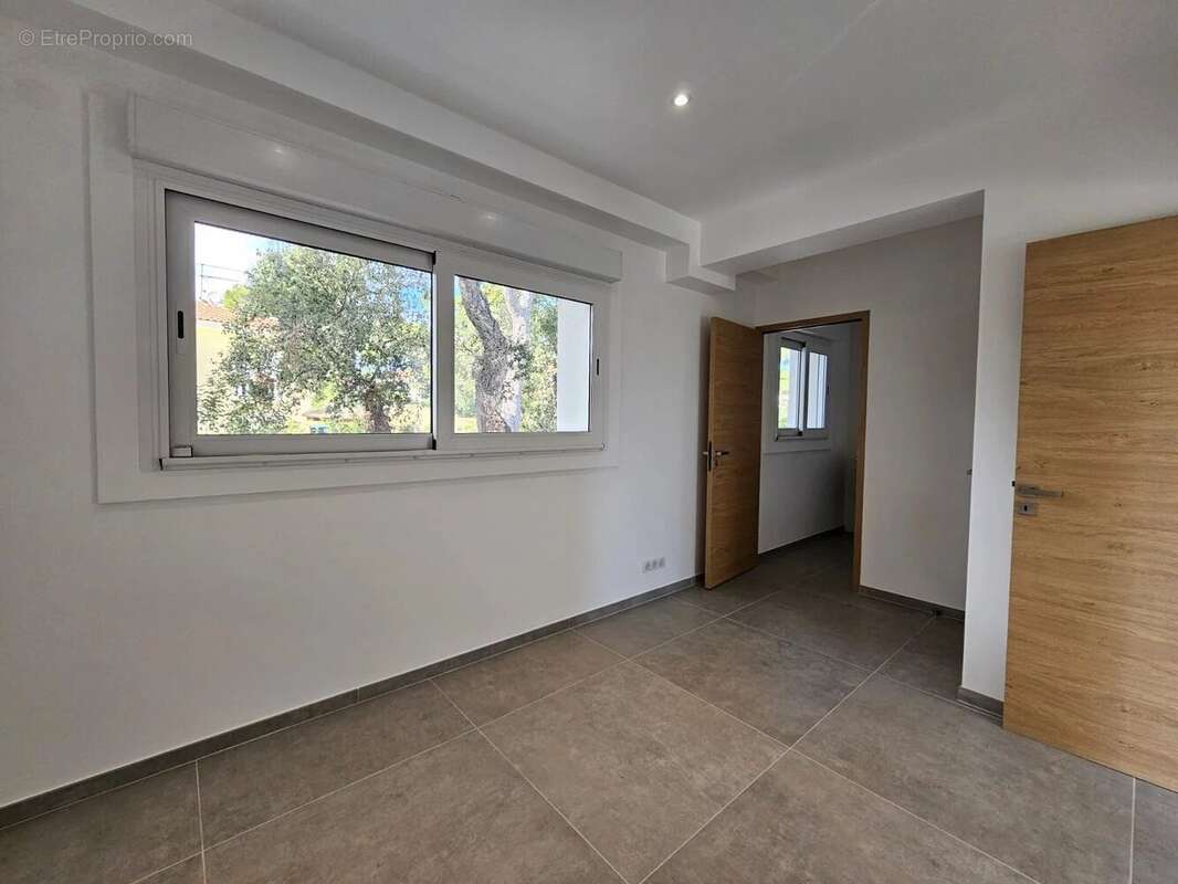 Appartement à SAINT-RAPHAEL