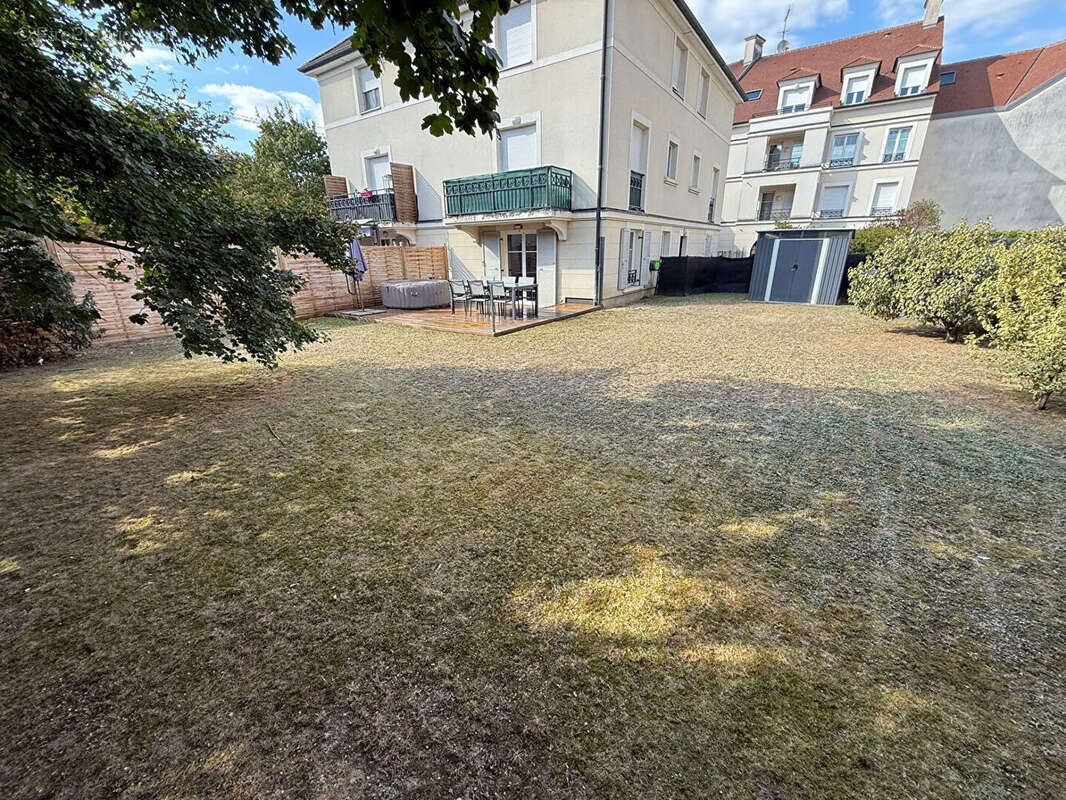 Appartement à MONTLHERY