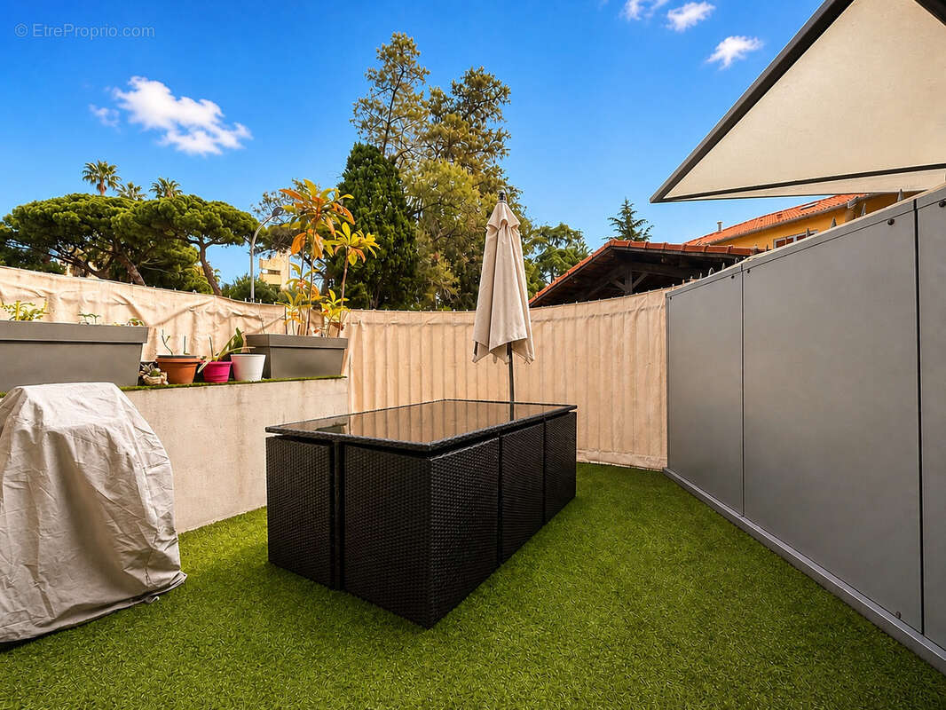 Appartement à ROQUEBRUNE-CAP-MARTIN