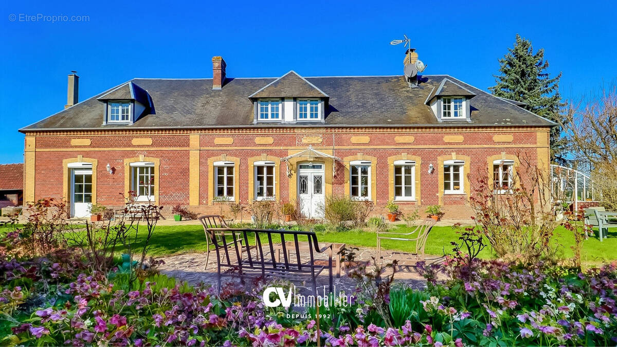Maison à AILLY