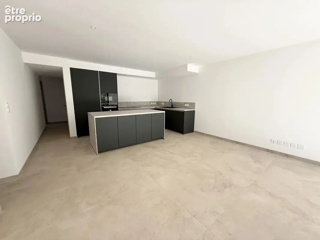 Appartement T4 (92m2) rez-de-jardin au calme absolu - photo 6