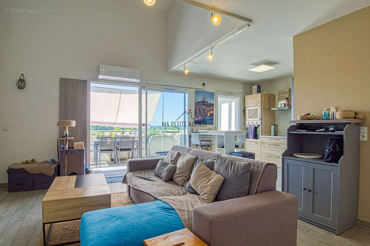Appartement à VITROLLES