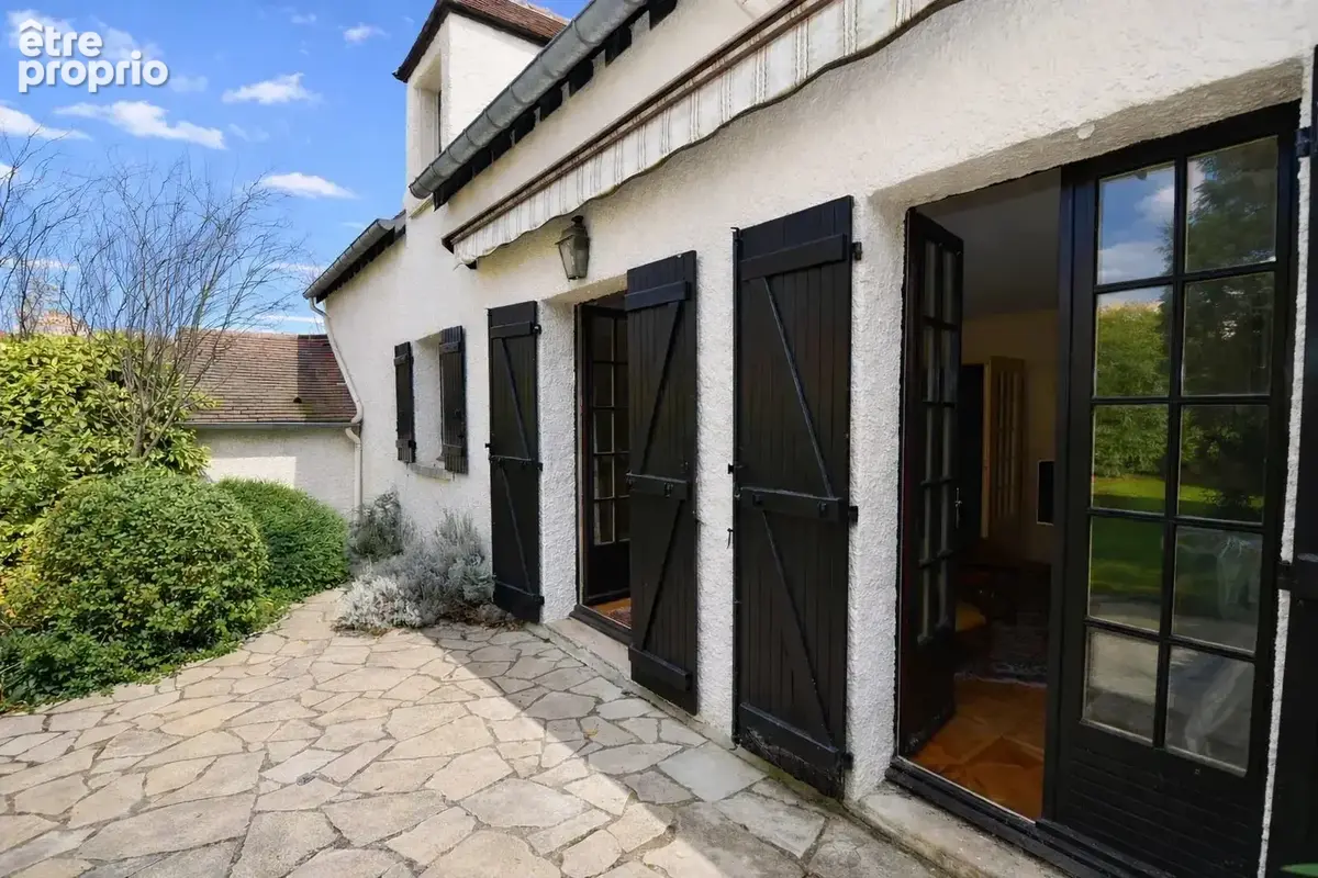 Bougival - villa familiale -197 m² - 5 chambres - terrain 1000 m² - photo 18