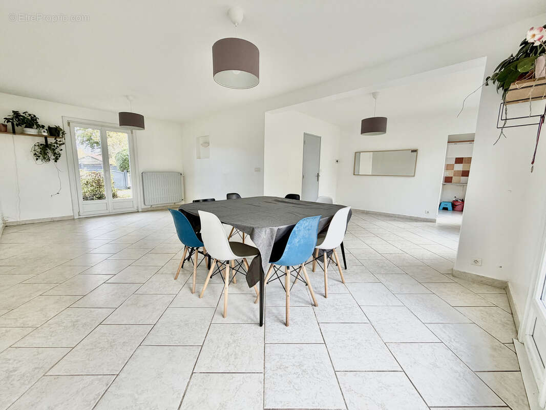 Maison à HOUPLIN-ANCOISNE