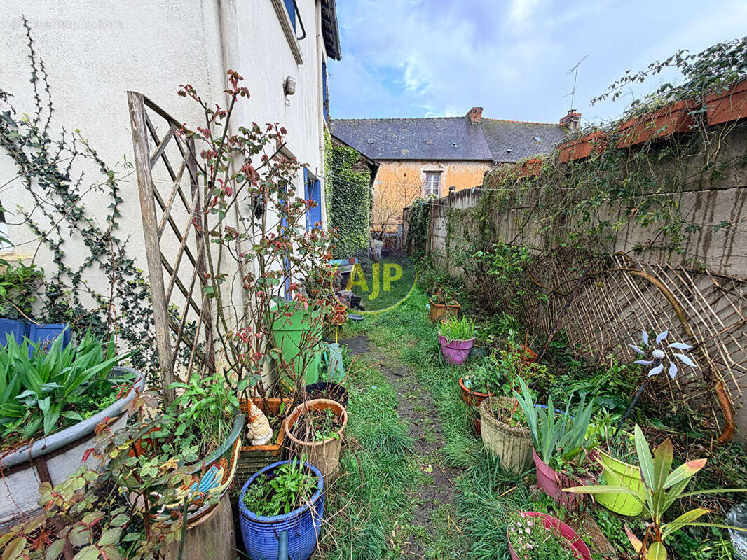 Maison à LANGON