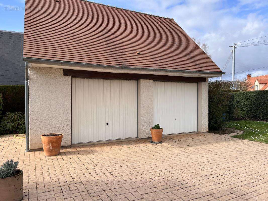 Maison à SAINT-DENIS-EN-VAL