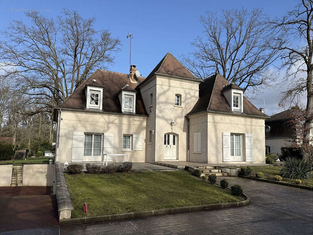Maison à LAMORLAYE