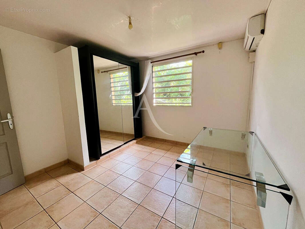 Maison à RIVIERE-SALEE