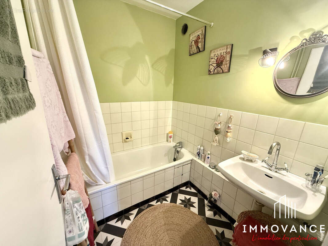 Appartement 48 m² à Nimes  - photo 4
