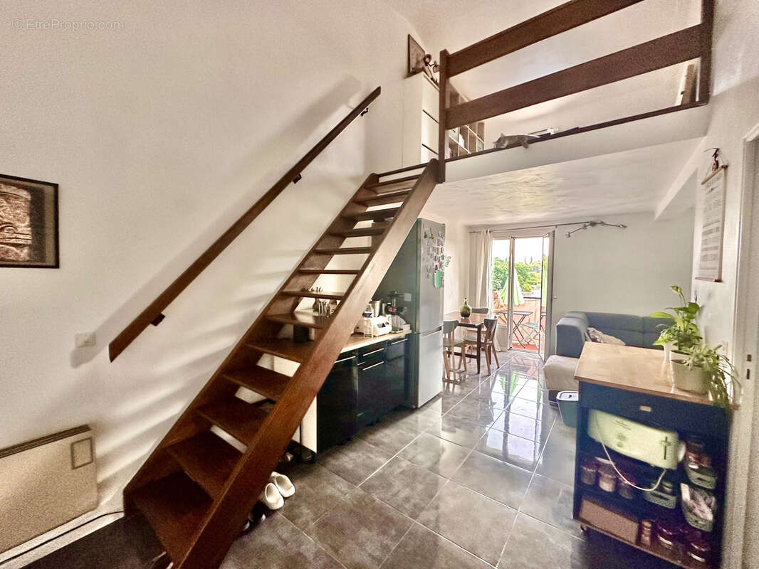 Appartement à PEYMEINADE