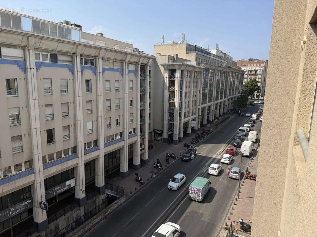 Appartement à MARSEILLE-8E