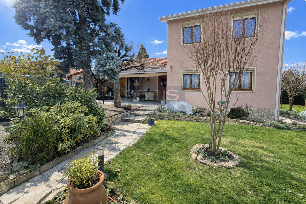 Autre à GENAS