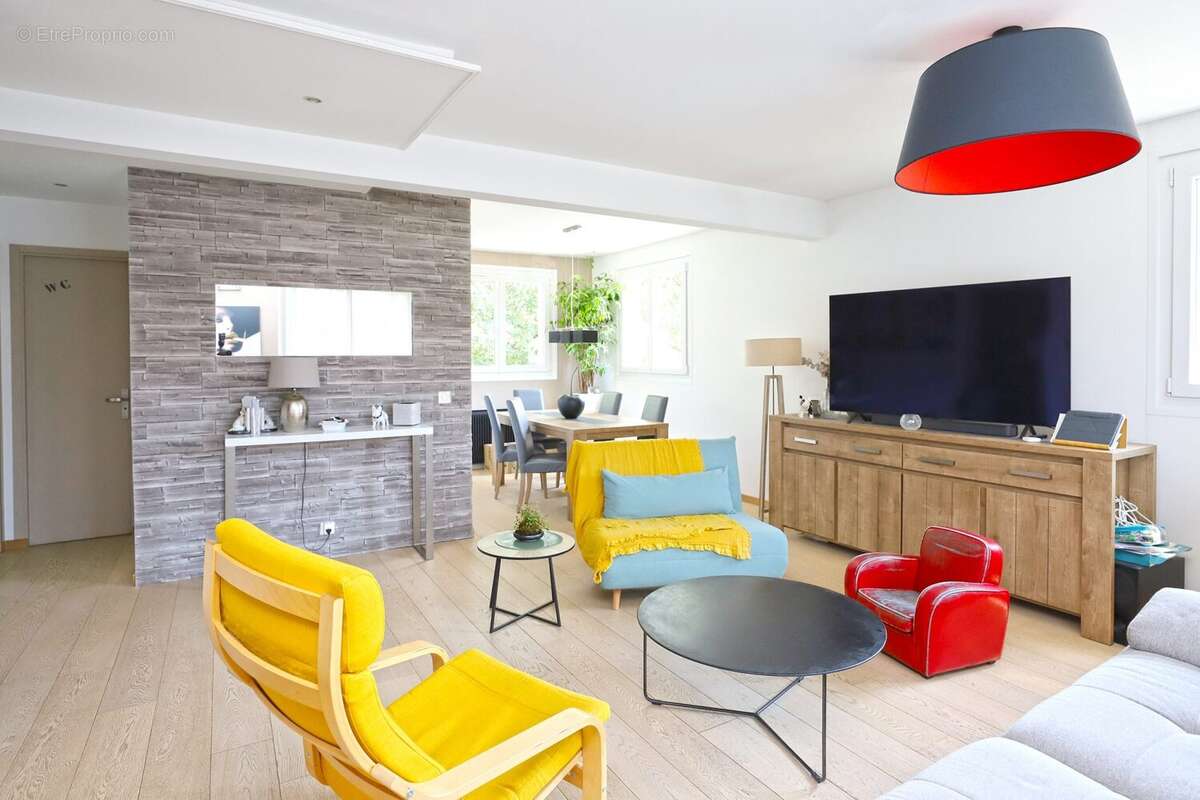 Maison 97 m² à Montreuil  - photo 3