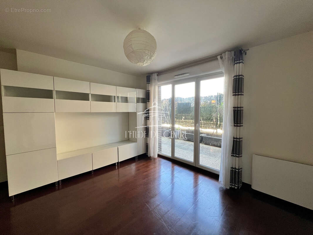 Appartement à VILLENEUVE-LE-ROI