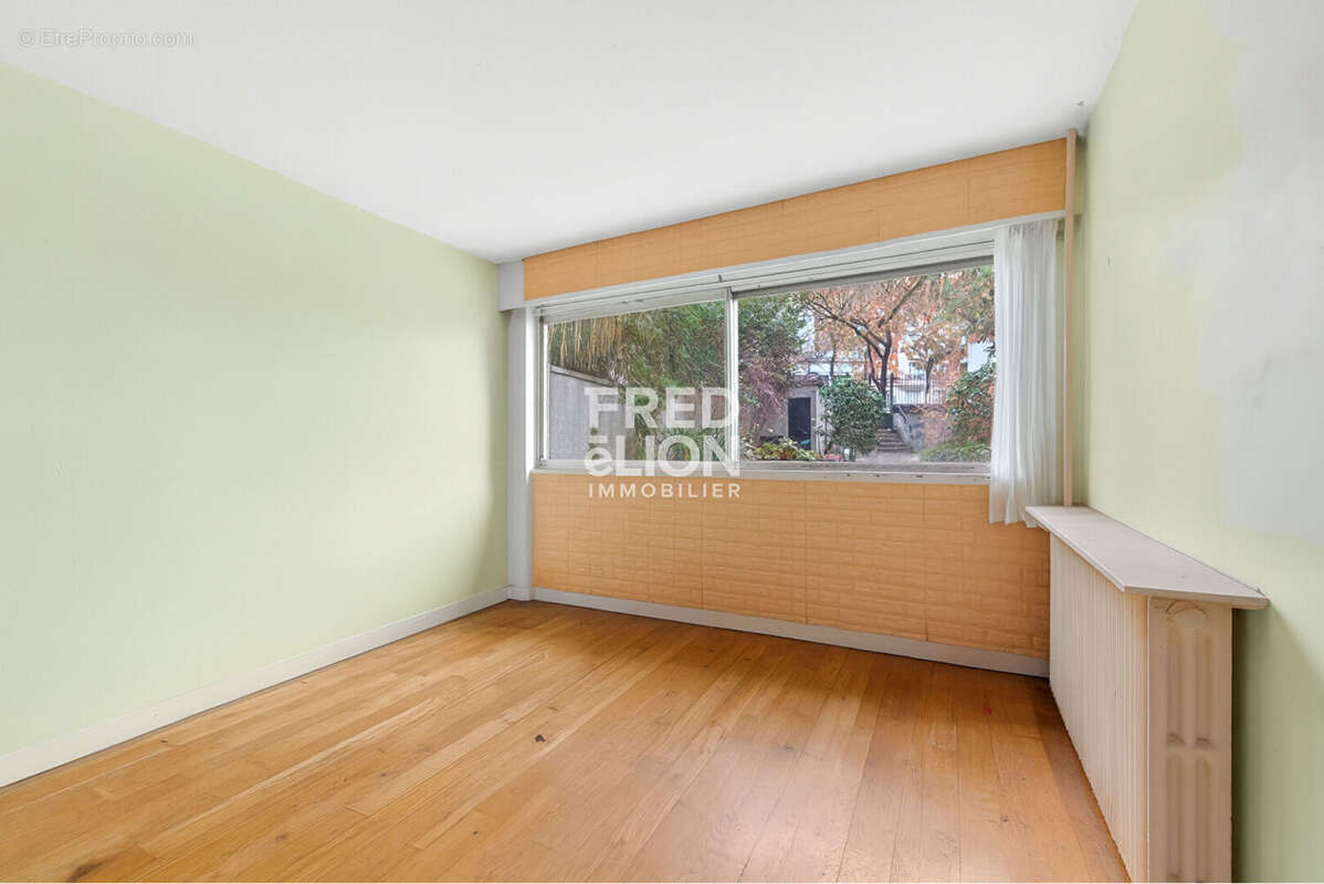 Appartement à PARIS-19E