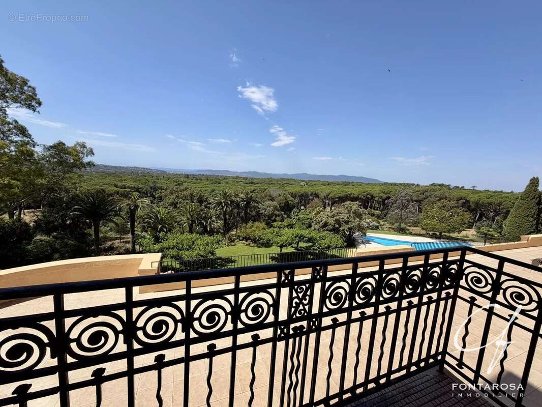 Appartement à SAINT-RAPHAEL