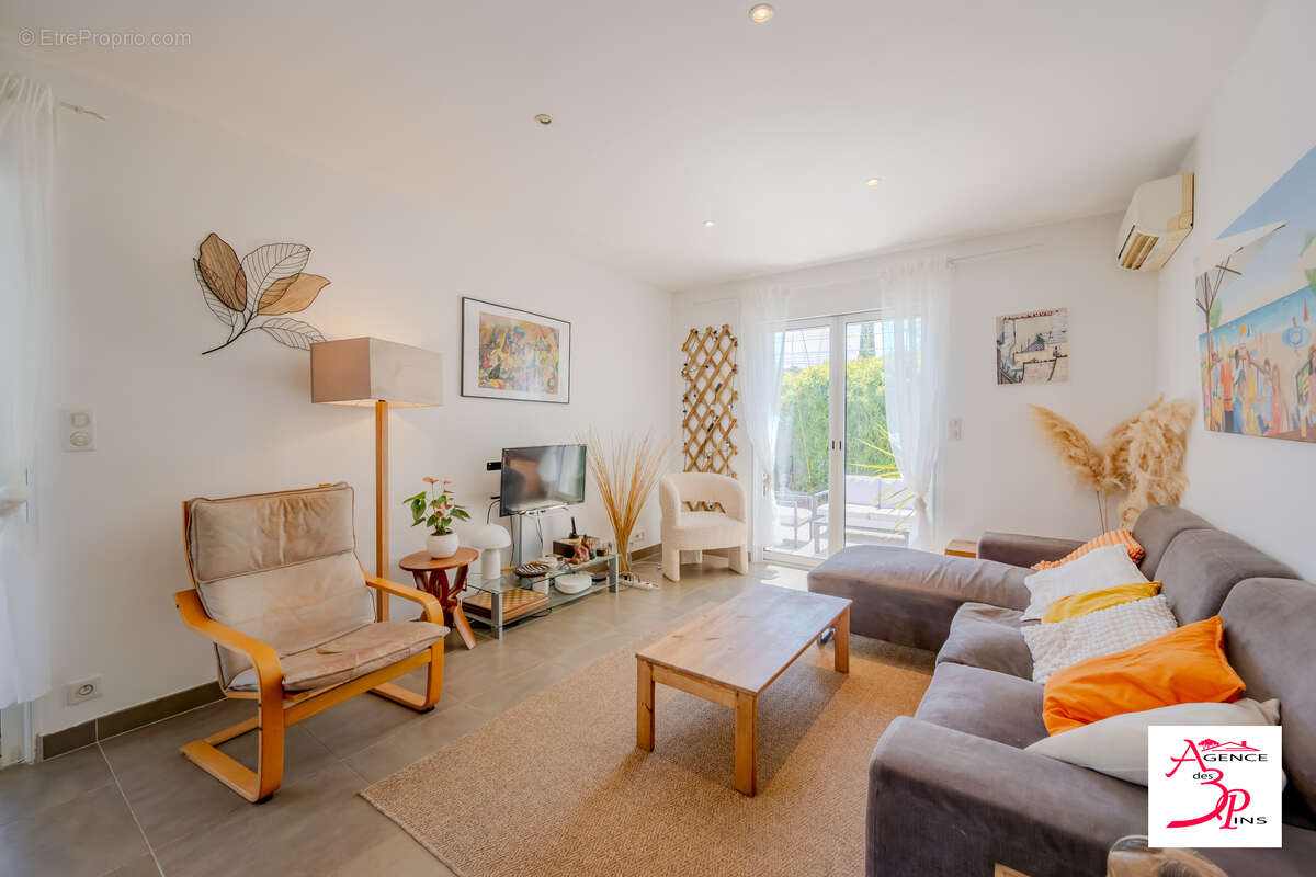 Maison 91 m² à Pierrefeu-Du-Var  - photo 4