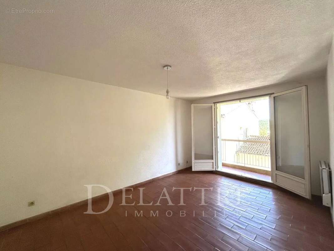 Appartement à LE BAR-SUR-LOUP