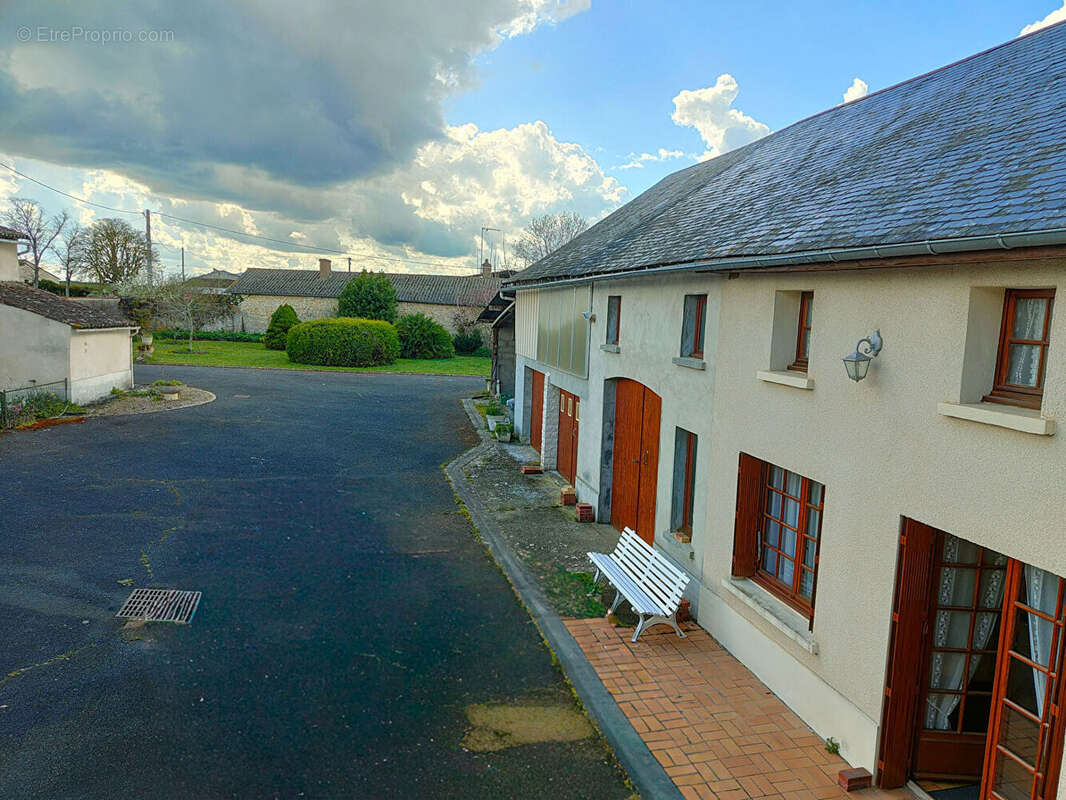 Maison à CUHON