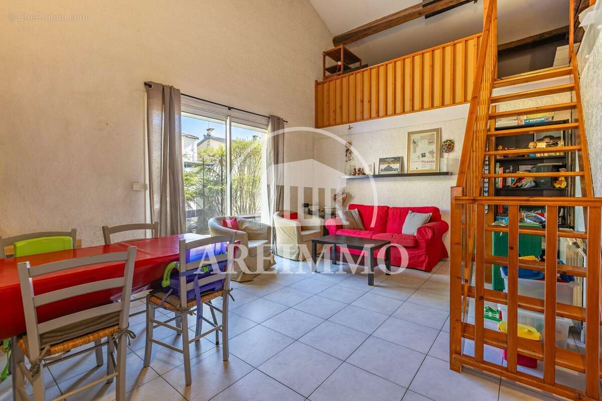 Maison 96 m² à Saint-Gely-Du-Fesc  - photo 4