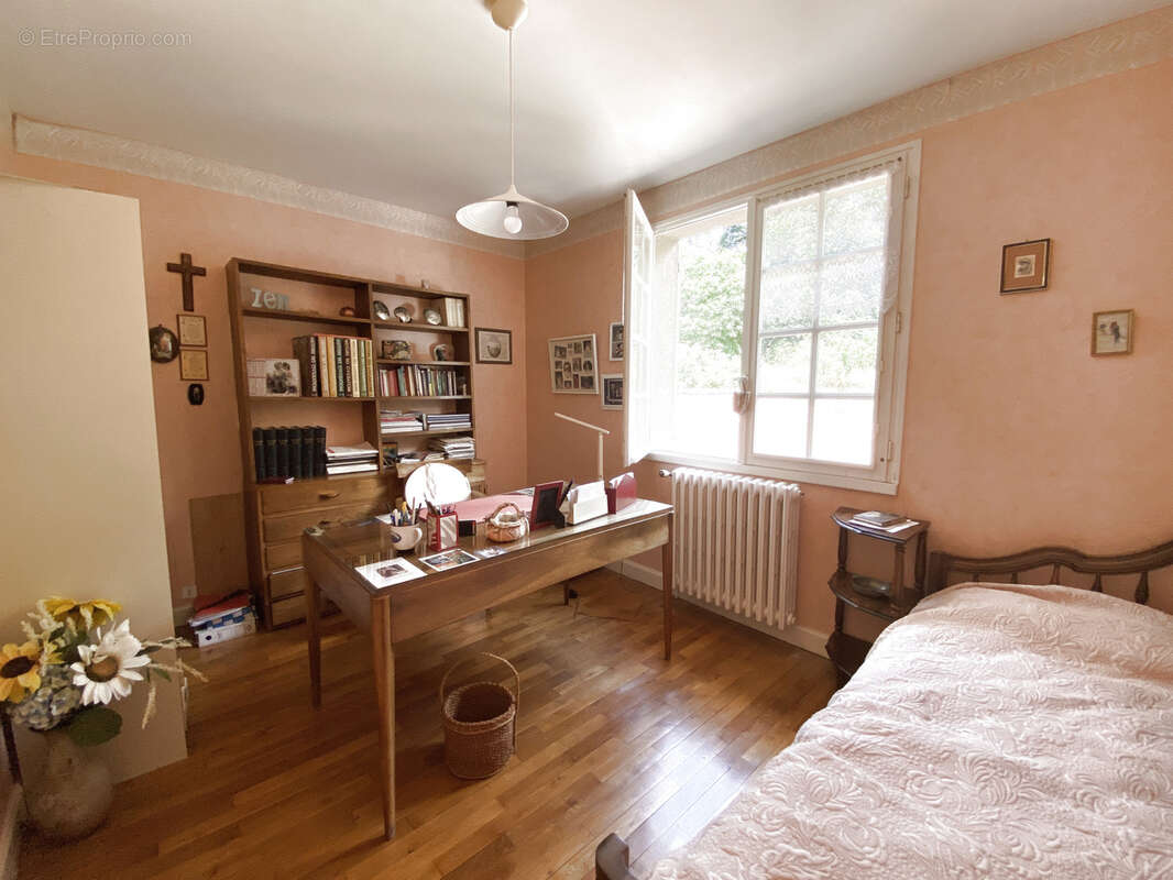 Maison à LATRONQUIERE