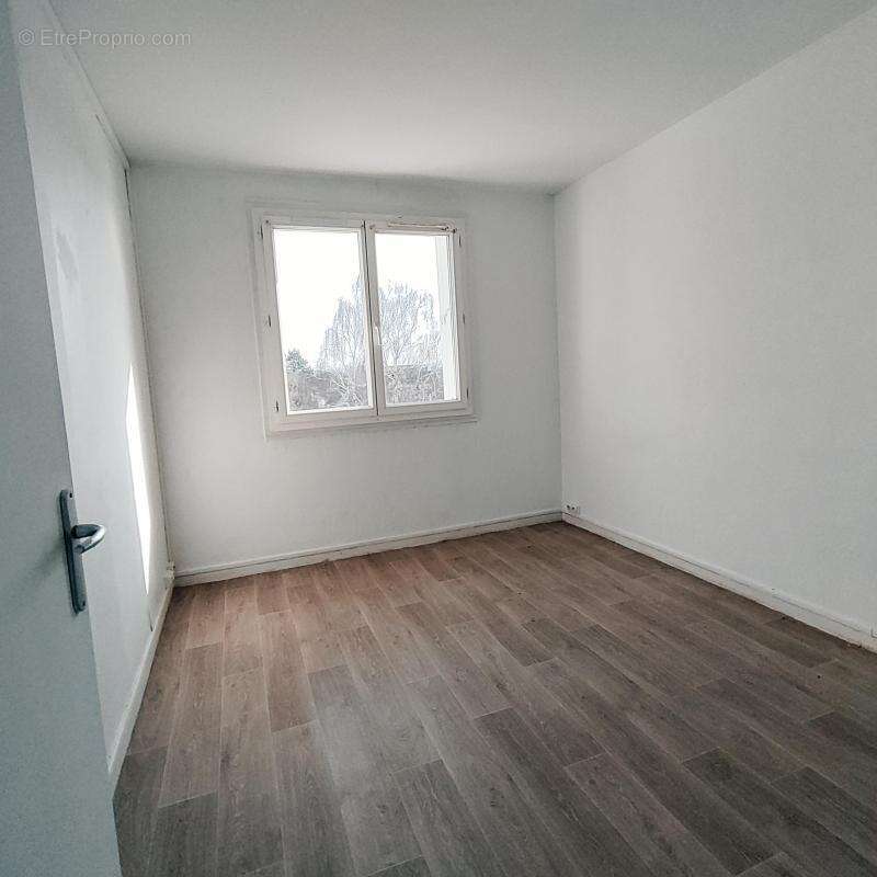 Appartement T3 62m² - Crépy-en-Valois - 3650.2.1.56 - photo 4