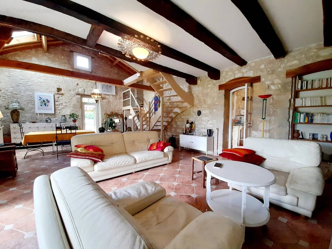 Maison à CASTILLONNES