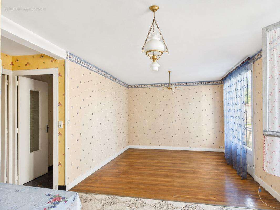 Maison de village à rénover - photo 3