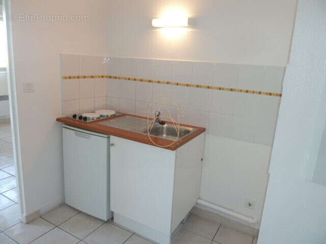 Appartement 34 m² à Nimes  - photo 3