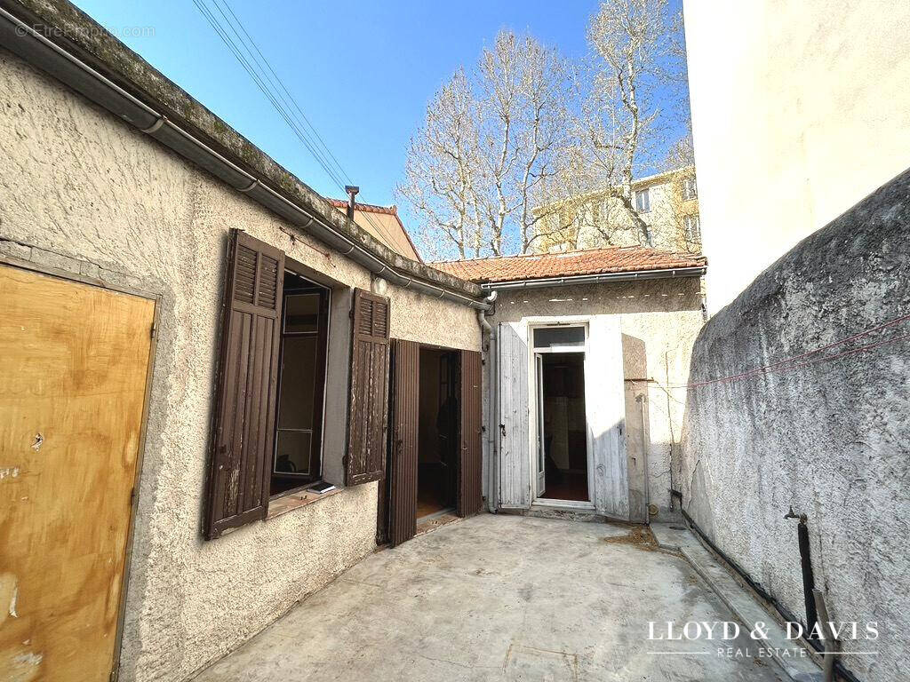 Maison à MARSEILLE-5E