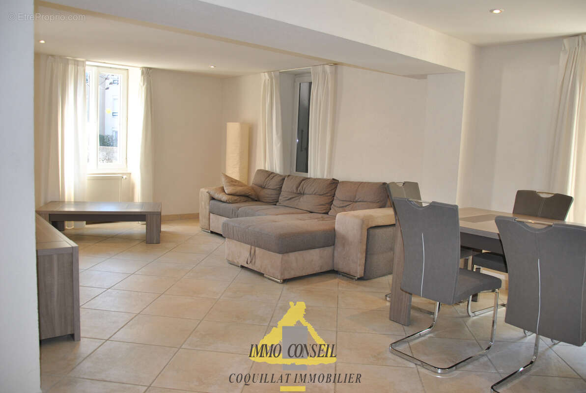 Appartement à DIVONNE-LES-BAINS